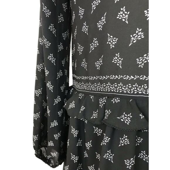 Max Studio Pullover Ruffled Lace Up Mini Lined Dress - Picture 4 of 12